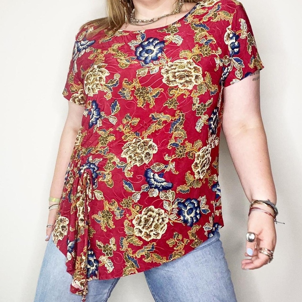 red floral asymmetrical blouse size 2x